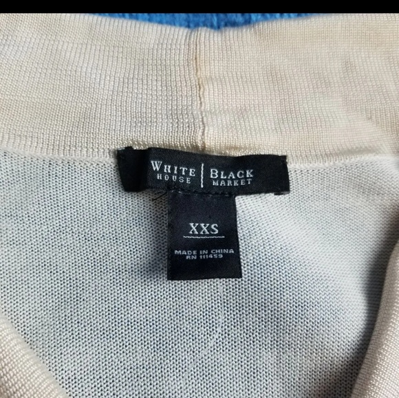 Nwot! White House Black Market Silk Card - Picture 7 of 8